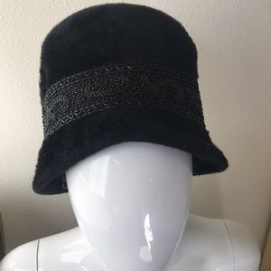 Vintage Jan Leslie Beaded Furry Hat